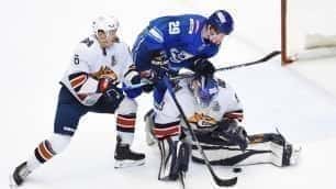 Live-uitzending van de vierde wedstrijd van Barys in de play-offs van de KHL