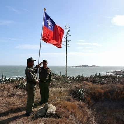 Odziv ZDA na invazijo na Ukrajino vzbuja dvome glede obrambe Tajvana