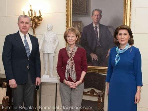 Kronförmyndare Margareta, rumänsk ambassadör i Italien granskar kungahusets projekt för de rumänska samhällena på halvön
