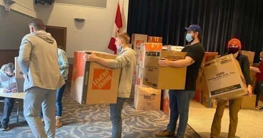 Kanada - Londonski ukrajinski center zbere več kot 115 tisoč dolarjev donacij za begunce, ki bežijo pred rusko invazijo