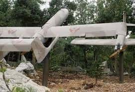 Libanon – Berichte: Hisbollah enthüllt Luftverteidigungsfähigkeiten gegenüber Israel, da „Drohnenlandebahnen“ entdeckt wurden