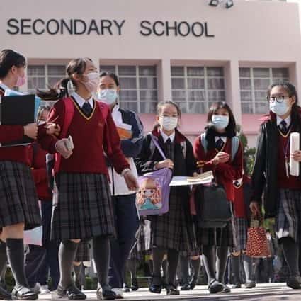 Las escuelas del gobierno de Hong Kong enviarán 5.000 empleados para ayudar a las pruebas masivas de Covid
