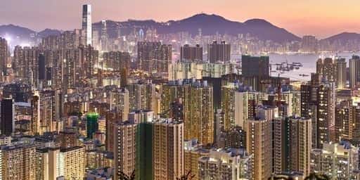 Jakie zmiany są planowane w zakresie podatków od nieruchomości w Hongkongu?