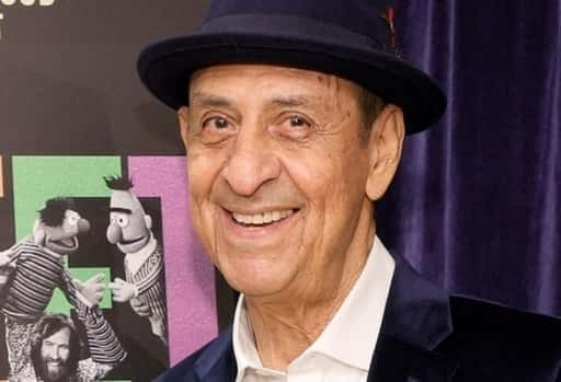 Emilio Delgado è morto a 81 anni l'attore di Sesame Street.