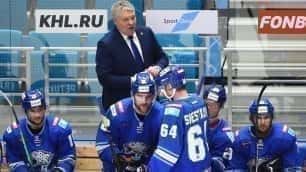 I Ryssland erbjöds Barys en tränare för den nya säsongen av KHL