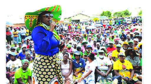 ZANU PF intensifica mítines de campaña