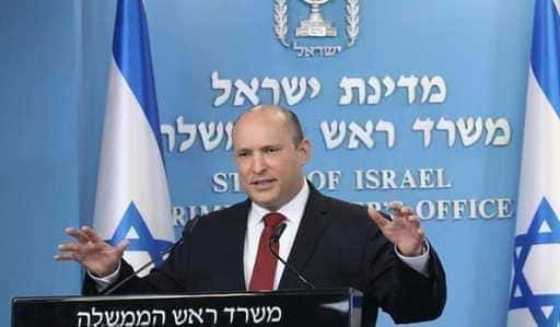 Izraelski premier svetuje Zelenskemu, naj sprejme Putinovo zahtevo. Savdska Arabija usmrti 81 ljudi v 24 urah Največja nemška banka iz Rusije