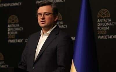 Ukrajinský FM povedal, že odmietne Lapidovu žiadosť o telefonický hovor