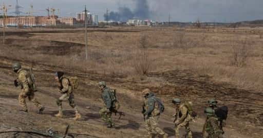 Rusija je udarila v vojaško oporišče blizu poljske meje, 35 mrtvih, je sporočila Ukrajina
