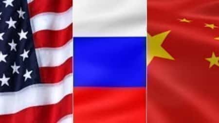 Een woordvoerder van de Chinese ambassade in Washington heeft ontkend dat Moskou Peking om militair materieel heeft gevraagd.