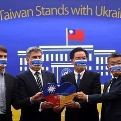 Peking anklagar Taiwan för att utnyttja krisen i Ukraina när ön skickar hjälp