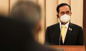 Тајланд се суочава са превременим изборима док се коалиционе пукотине шире