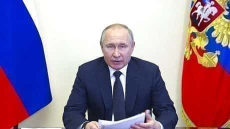 Putin anklagar Ukraina för att ha avstannat samtal