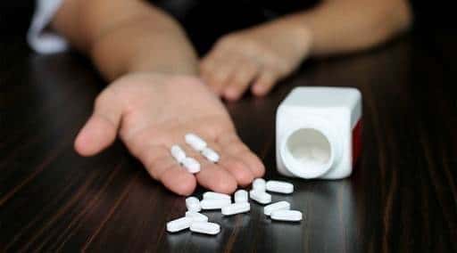 Pakistan - ANF pridobi 1750 gramov heroina, 2500 tablet Xanax; aretira šest