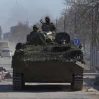 Как один человек увернулся от российских танков, чтобы сбежать из украинского Мариуполя