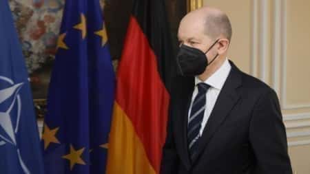 Maske za šole in supermarkete v Nemčiji so opuščene