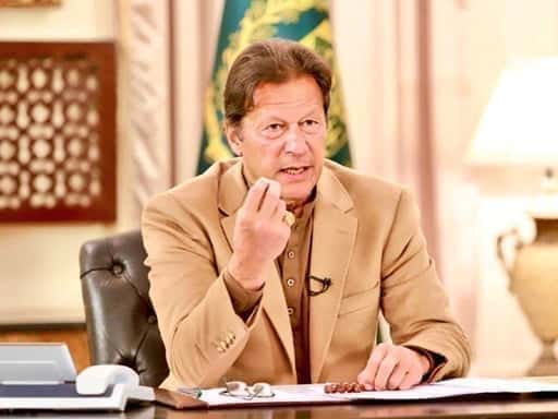 Пакистан - значний прогрес PTI в галузі охорони здоров'я та освіти не має аналогів минулим урядам: прем'єр-міністр Хан