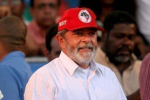 Kapa MST postane nova majica za Che Guevaro in je obtožena gurmanizma