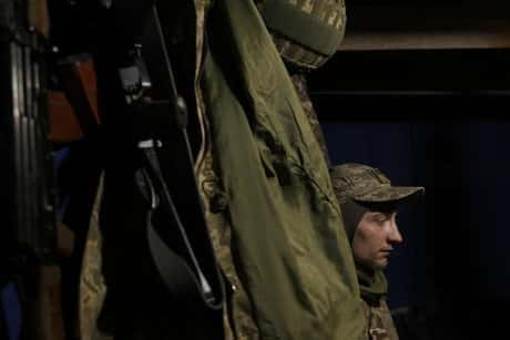 Vojna v Kijevu, Ukrajina zavrača predajo Mariupola