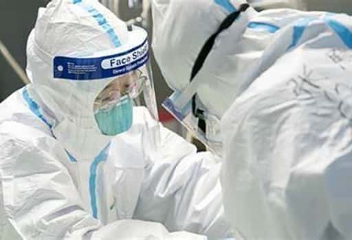 Kitajska poroča o več kot 41.000 primerih lokalizirane okužbe s COVID-19 od 1. marca