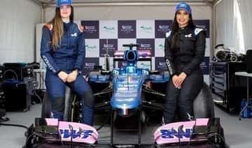 BWT Alpine F1 Team inova quando Aseel Al Hamad e Abbi Pulling se tornam as primeiras mulheres a pilotar carros de F1 na Arábia Saudita