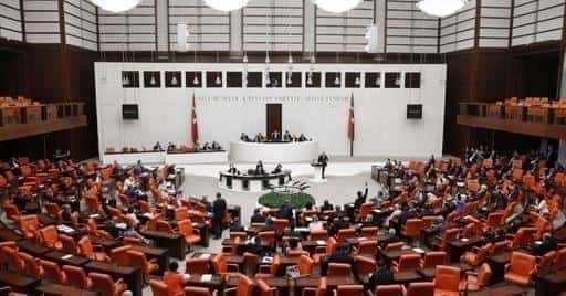 Parlament komitəsi seçki qanununu qəbul edir