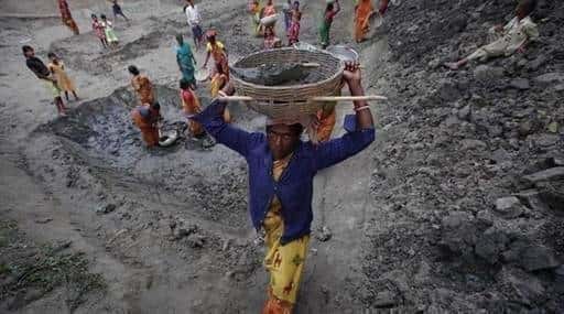 Индия – Керала: «Незаконный» наем рабочих-мигрантов на рабочую поверхность MGNREGA, директор по социальному аудиту должен представить отчет правительству