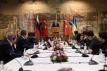 Rus ve Ukraynalı müzakereciler İstanbul'da müzakerelere başladı
