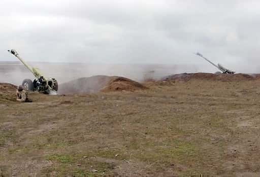 Azerbajdžan - Artilerijske enote opravile ognjene naloge VIDEO VIDEO