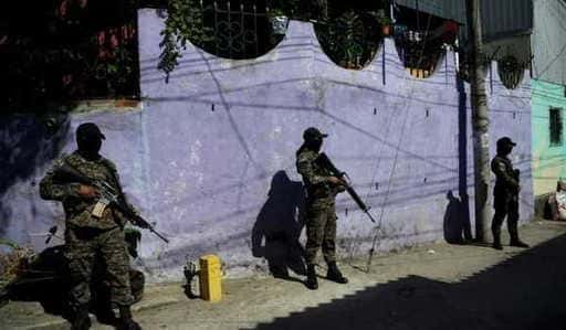 El Salvador declara estado de emergencia tras asesinato de pandillas