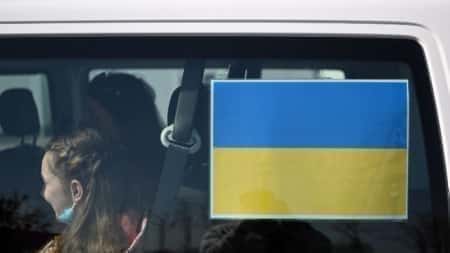 Nästan 4 miljoner ukrainare har lämnat landet