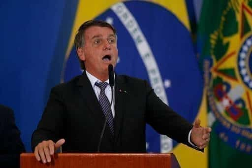 Bolsonaro strateqləri deyirlər ki, Lulaya qarşı hücumların diqqət mərkəzində korrupsiya olmalıdır