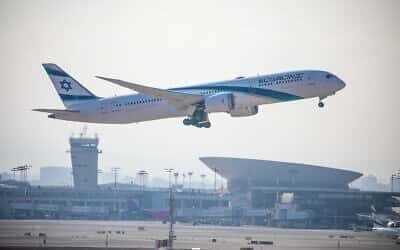 Det första direktflyget mellan Tel Aviv och Egyptens Sharm el-Sheikh lyfter