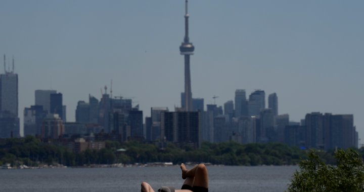 Canada - Naarmate hittegolven heter worden, waarschuwen experts ervoor om geen 'maatschappij met airconditioning' te worden