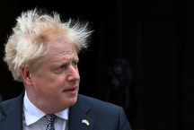 Zakaj je Boris Johnson še vedno premier?