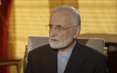 Üst düzey İranlı yetkili, İran'ın nükleer bomba üretme konusunda teknik yeteneğe sahip olmasıyla övünüyor