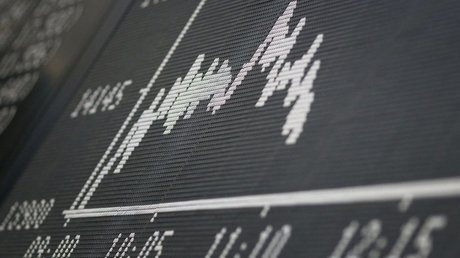 Azioni in rialzo mentre i trader si preparano per la grande settimana