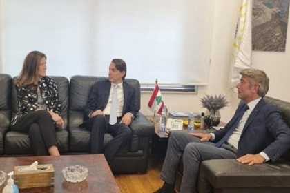 Hochstein začne srečanja v Libanonu, Fayyad pravi, da nosi pozitiven predlog