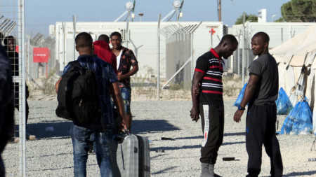 Ciper prejme 72 milijonov evrov za izgradnjo novega centra za nezakonite migrante