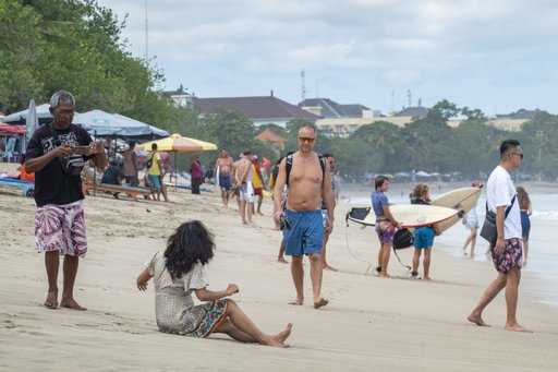 Indonezja krytykuje twierdzenie australijskiego prawodawcy, że Bali jest „pokryta krowim łajnem” Korea...