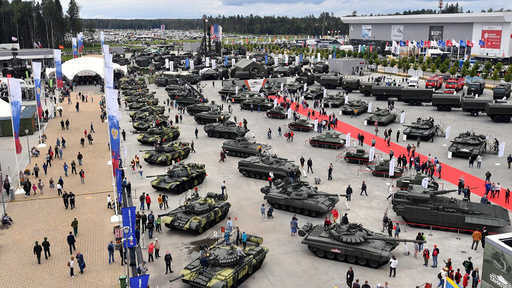 Rusia - Forțele Armate ale Federației Ruse vor primi peste 3.700 de noi tipuri de echipamente