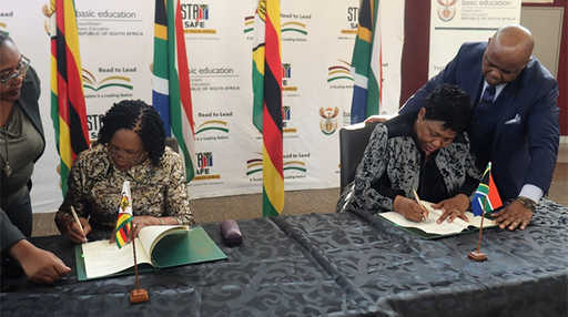 Zuid-Afrika, Zimbabwe in overleg om samen te werken op het gebied van onderwijs