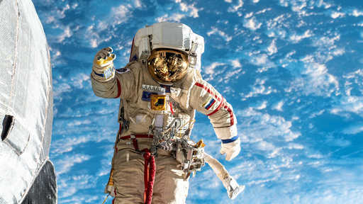 The last spacewalk of Russian cosmonauts did not go according to plan