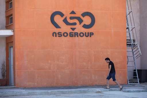 İsrail casus yazılım şirketi yeniden yapılandırılırken NSO başkanı istifa etti