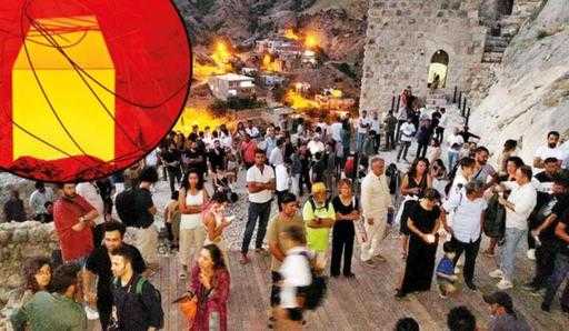 Turčija - gora Nemrut gosti mednarodni bienale