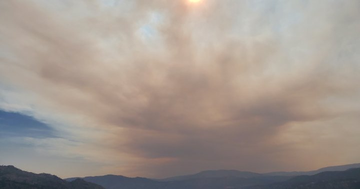 Kanada - Rök från lokala, amerikanska skogsbränder som filtrerar in i Okanagan