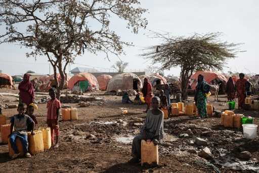 Hongersnood 'aan de deur' in Somalië: VN-hoofd humanitaire hulp