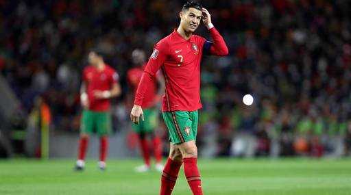 Il Portogallo svela la maglia della Coppa del Mondo con design diagonale rosso-verde