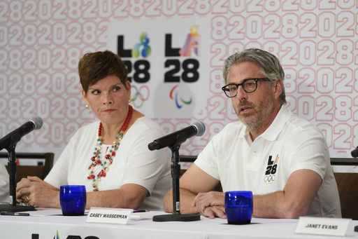 Il comitato del CIO visita i siti per le Olimpiadi del 2028 a Los Angeles