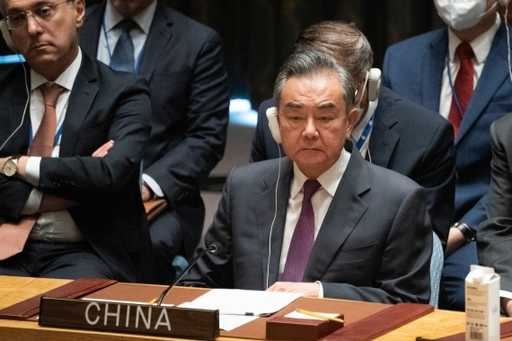 Кина и Индија позивају на преговорни излазак из украјинског рата